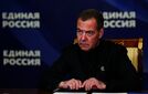 Medvedev rähisee taas