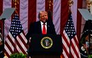 Nukahtiko Trump kesken puheen? Somessa kuohuu