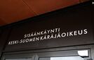 19-vuotiaan miehen ja 12-vuotiaan lapsen suhde on ok vanhemmille ja oikeudelle