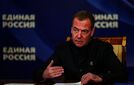 Medvedev raivoaa rahasta